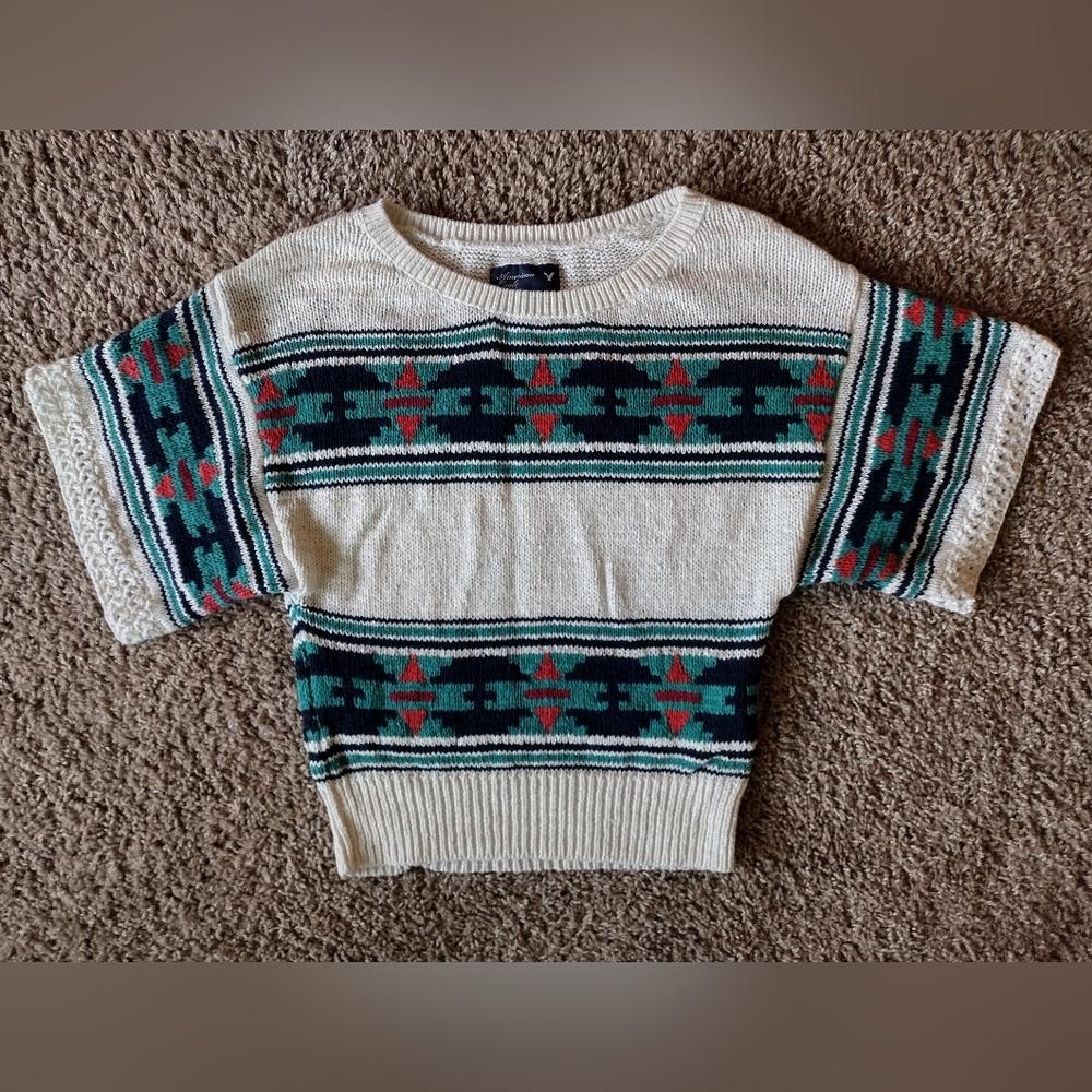 American Eagle Southwestern Aztec Short Sleeve Knit Sweater Small Petite